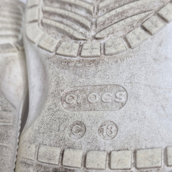 Crocs X Disney Minnie Mouse White Red Polk A Dot Bow Clogs Girls Size 13 - Picture 8 of 11